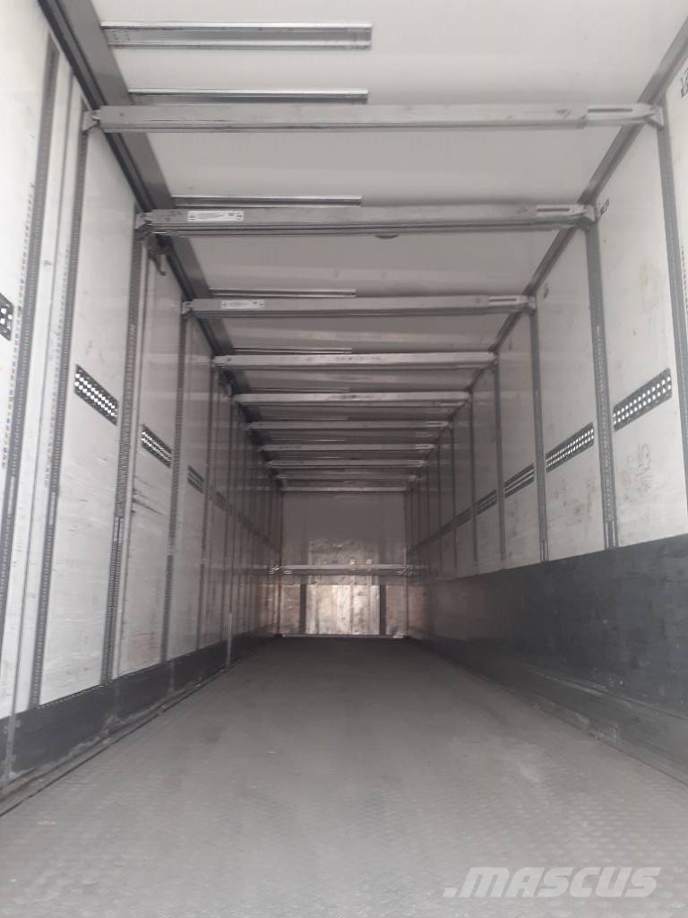 Ekeri SKÅP ÅBENSIDA - NORDISK HÖJD - BOMMAR Полуремаркета фургони