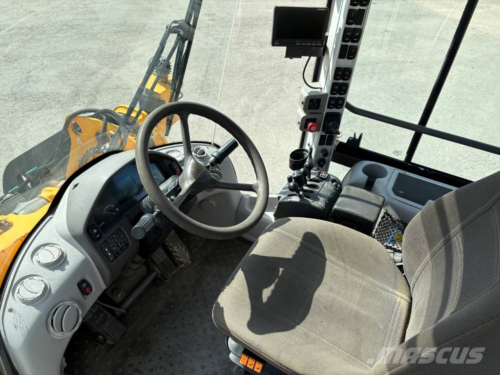 Volvo L60F lastmaskin, endast 7000 tim, 4 spak 輪胎式裝載機