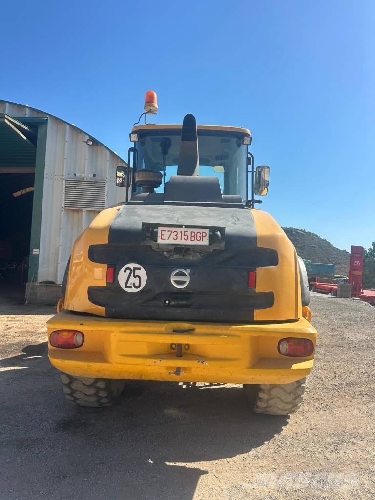 Volvo Pala cargadora L45H Front loaders and diggers