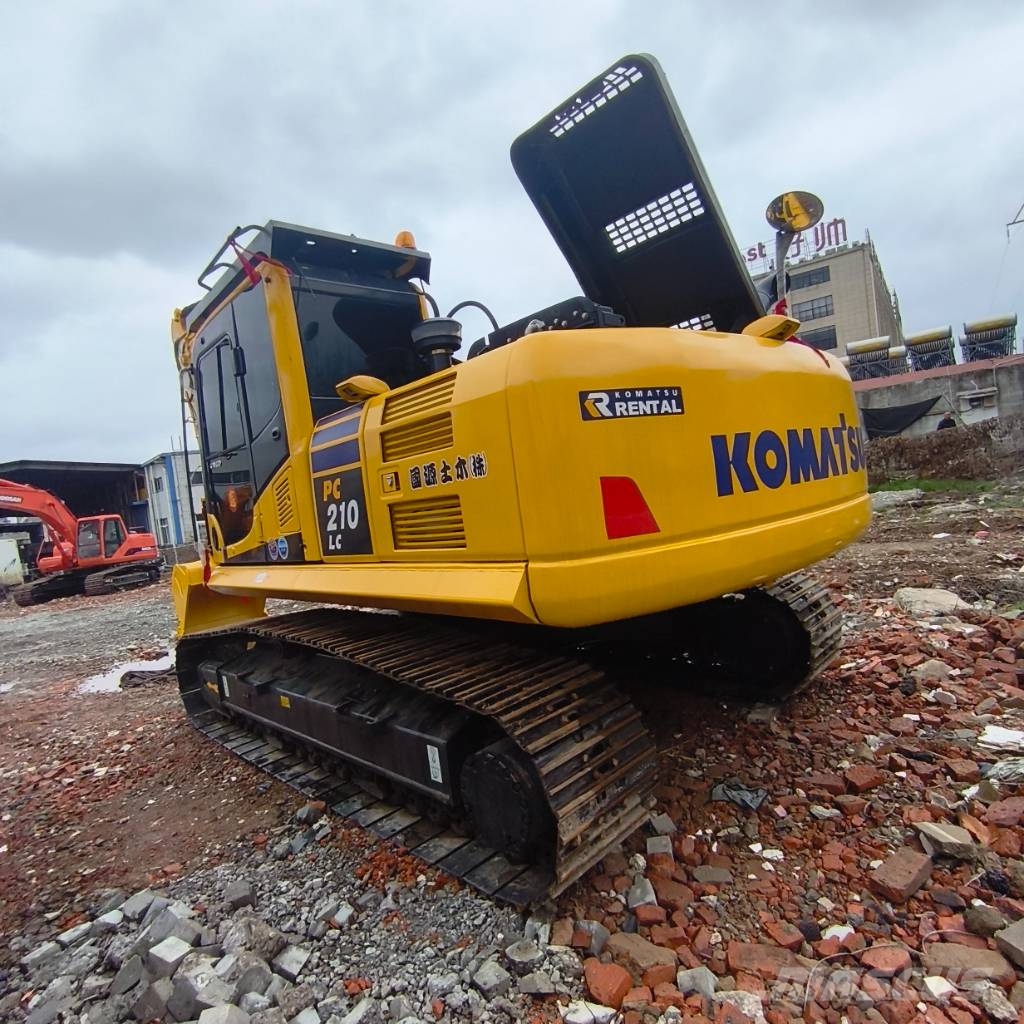 Komatsu PC 210 LC Bagri goseničarji