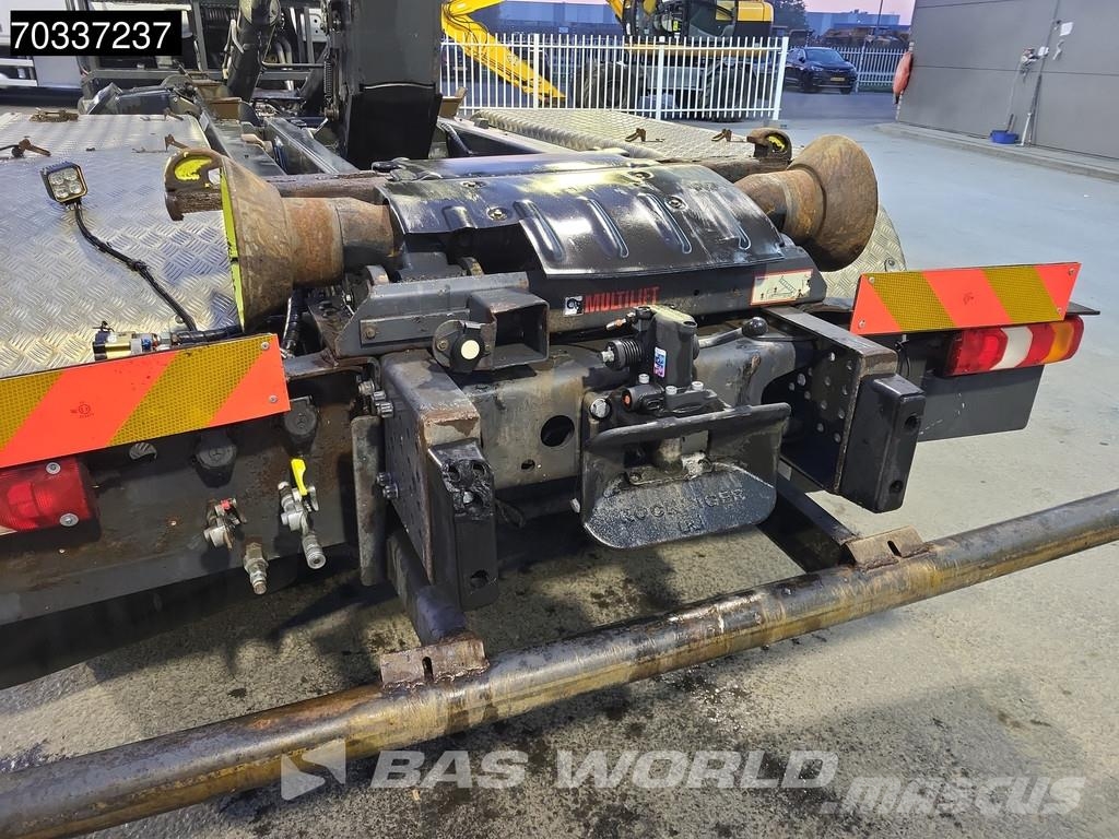 Mercedes-Benz Antos 2543 6X2 HIAB 20t Lift+Steering Axle Euro 6 Vrachtwagen met containersysteem