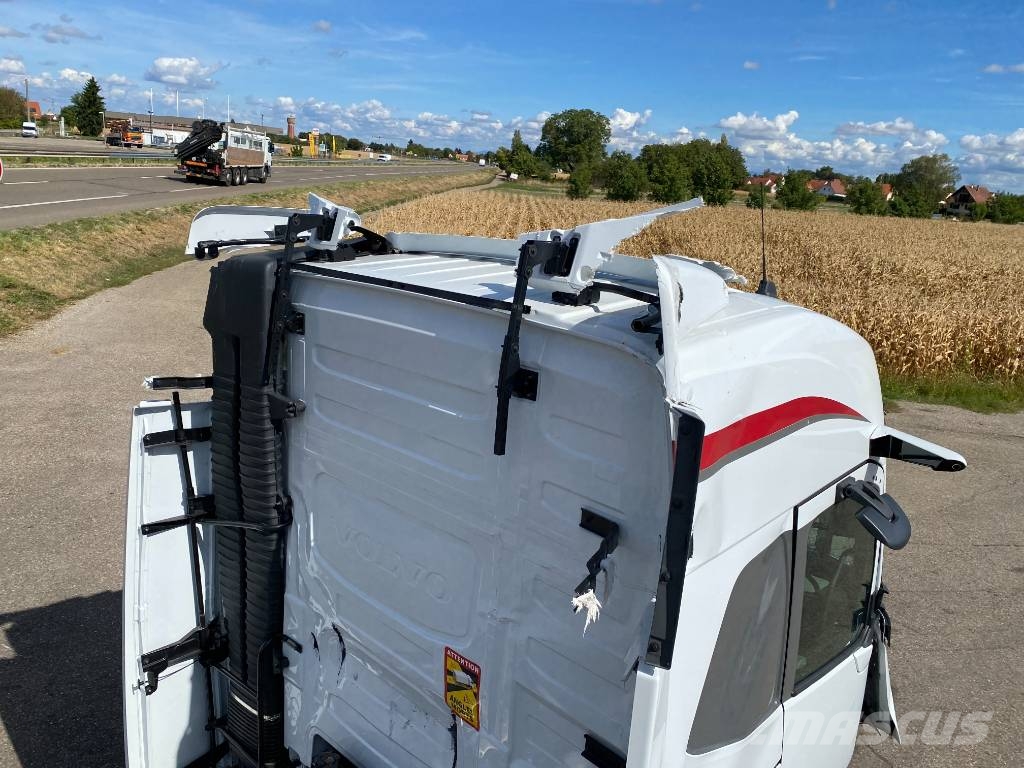 Volvo FH 460 I-Save Aero 1er Main endommagé Tegljači