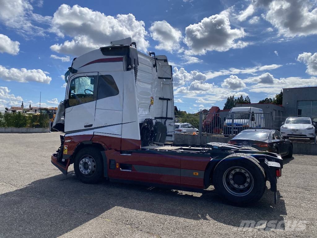 Volvo FH 460 I-Save Aero 1er Main endommagé Tegljači