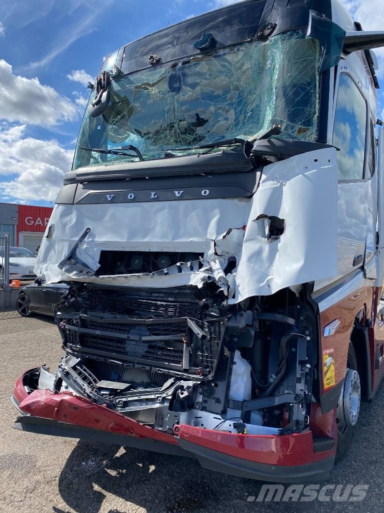 Volvo FH 460 I-Save Aero 1er Main endommagé Tegljači
