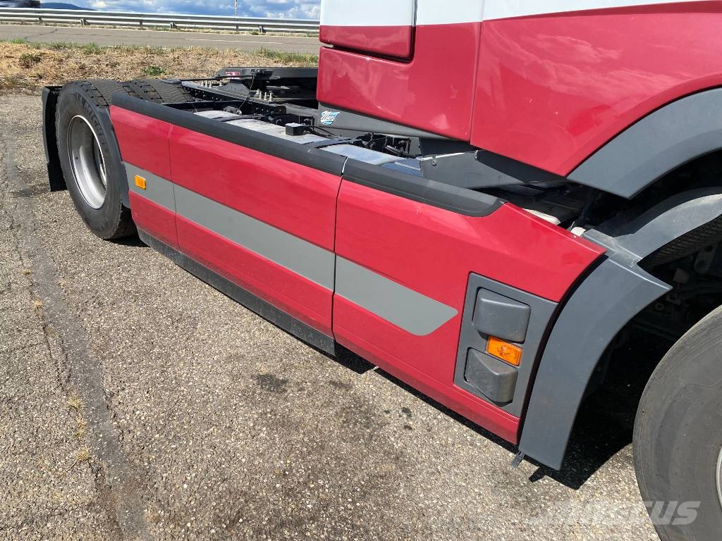 Volvo FH 460 I-Save Aero 1er Main endommagé Tegljači