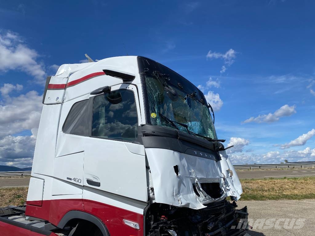 Volvo FH 460 I-Save Aero 1er Main endommagé Tegljači