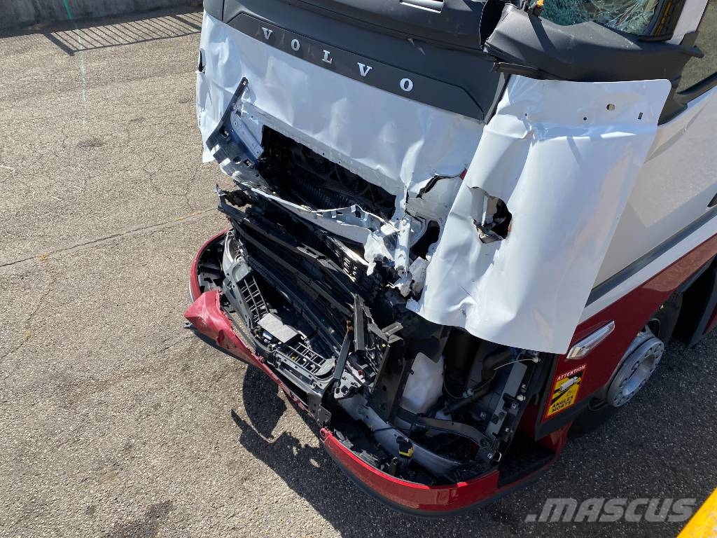 Volvo FH 460 I-Save Aero 1er Main endommagé Tegljači