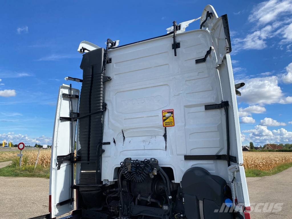 Volvo FH 460 I-Save Aero 1er Main endommagé Tegljači