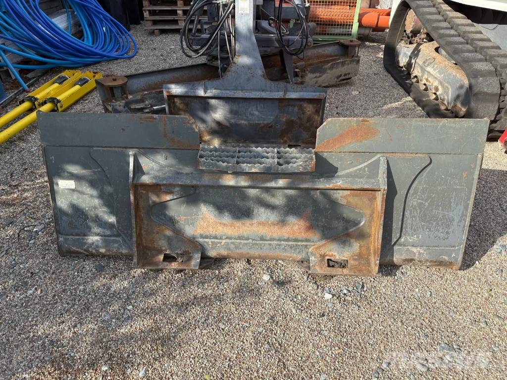 Takeuchi TL12 Schrankladers