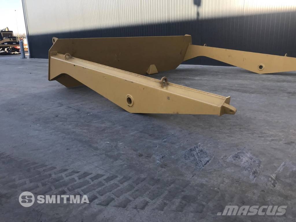 CAT 735C Πτυσσόμενες πόρτες (Tailgates)