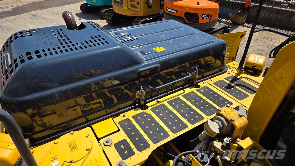 Komatsu PC 210 LC-11 Εκσκαφείς με ερπύστριες