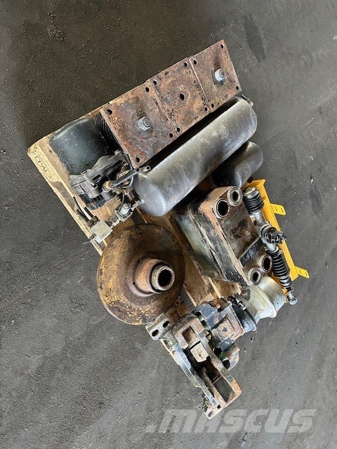 Volvo A 35 D USED COMPLET PARTS Akslar