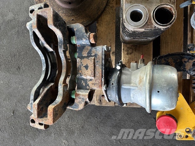 Volvo A 35 D USED COMPLET PARTS Akslar