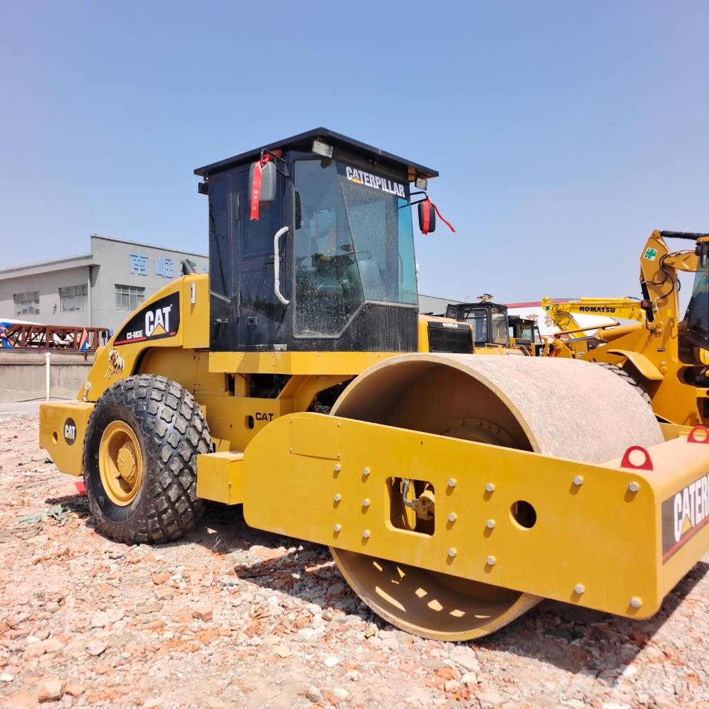 CAT CS 683E 28th Anniversary Promotion Price 单轮压路机