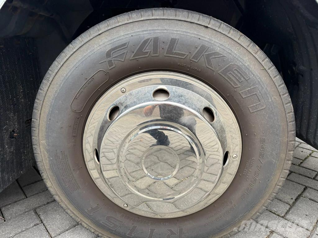 MAN | Horse Truck | Year: 2011 | KM: 312.257 | 5 Horse Tiertransporter