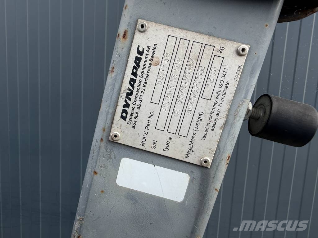 Dynapac CC1000 Dvojni valjarji