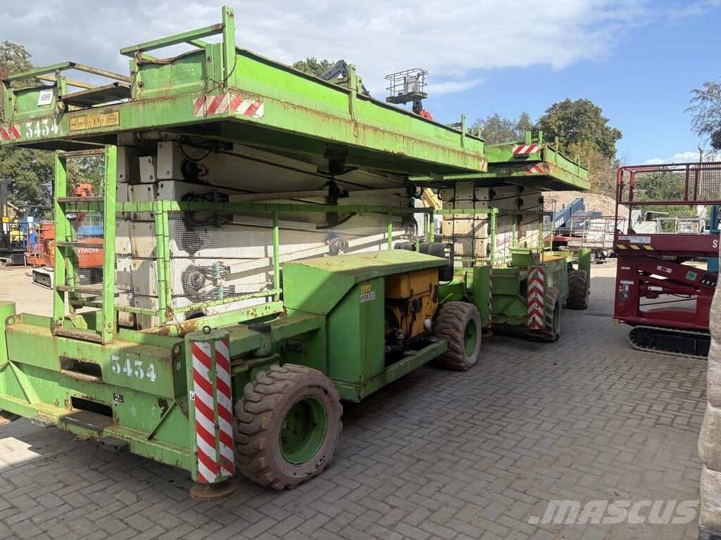 Holland Lift Combistar B-195DL25-4WD/P/N Škarjaste dvižne ploščadi