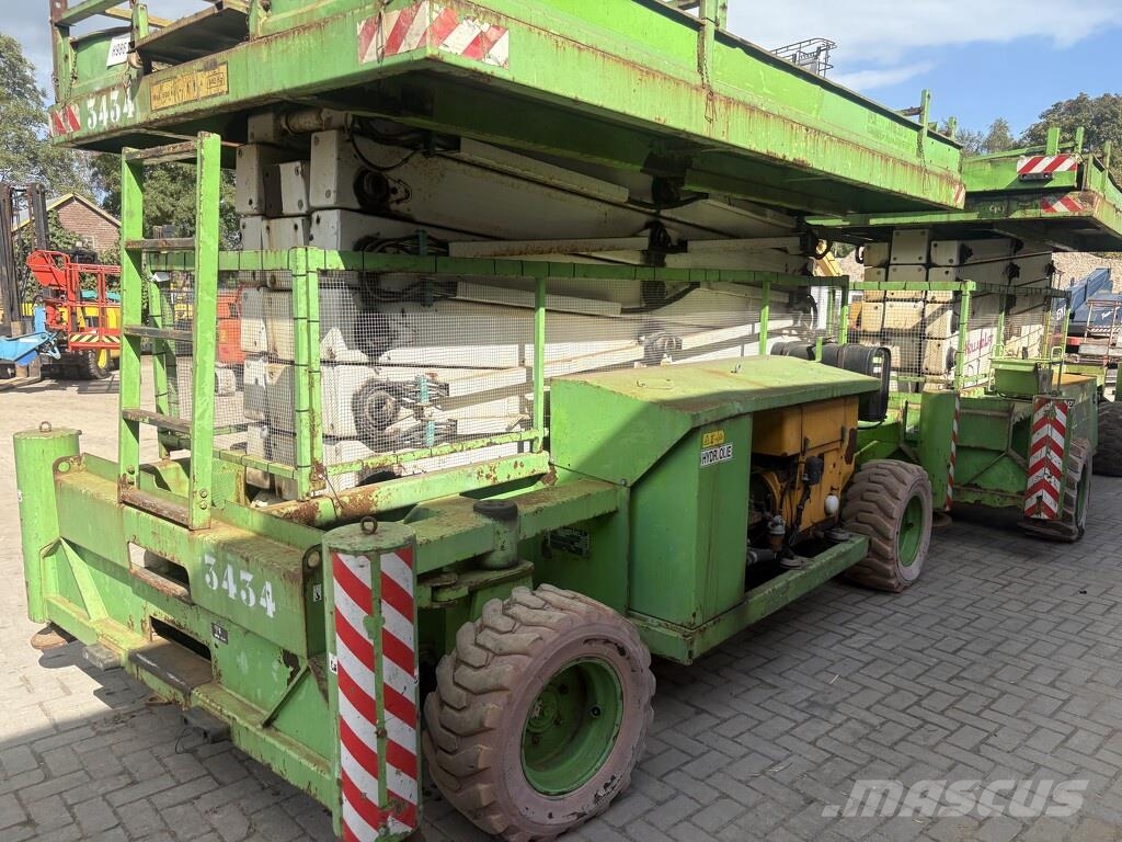 Holland Lift Combistar B-195DL25-4WD/P/N Škarjaste dvižne ploščadi