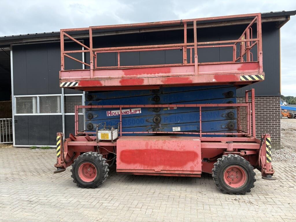 Holland Lift Combistar B-195DL25-4WD/P/N Škarjaste dvižne ploščadi