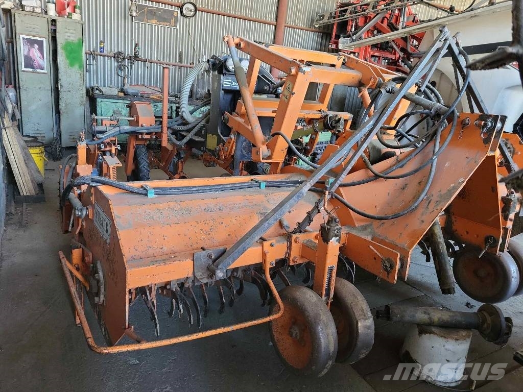 Stanhay Singulaire 785 4 Row Vacuum Planter + Struik RF 31 Enkornssåmaskiner