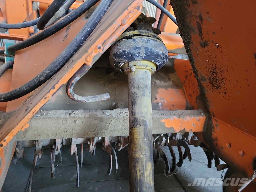 Stanhay Singulaire 785 4 Row Vacuum Planter + Struik RF 31 Enkornssåmaskiner