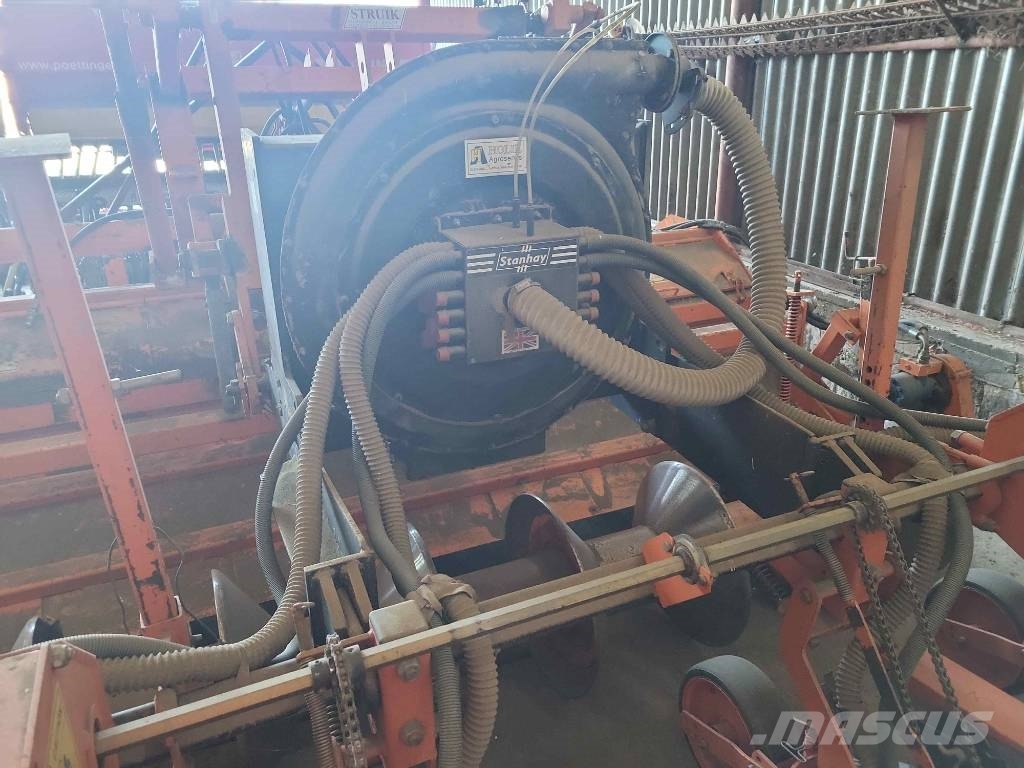 Stanhay Singulaire 785 4 Row Vacuum Planter + Struik RF 31 Enkornssåmaskiner