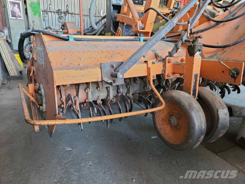 Stanhay Singulaire 785 4 Row Vacuum Planter + Struik RF 31 Enkornssåmaskiner