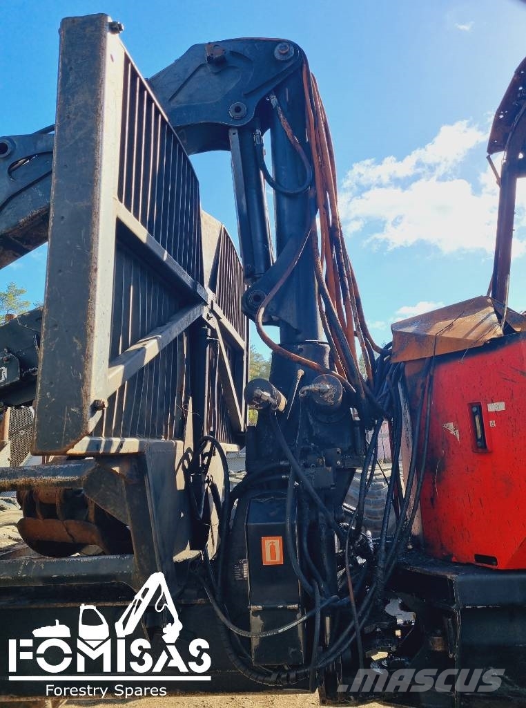 Valmet 840.4 DEMONTERAS / BREAKING / SPARE PARTS Lesné traktory