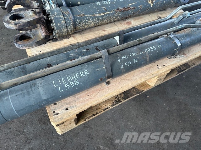 Liebherr L 538 HYDRAULIC CYLINDER COMPLET Гидравлическая система