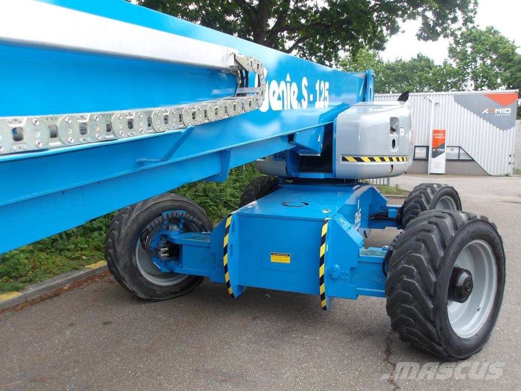 Genie S125 Plataformas con brazo de elevación telescópico