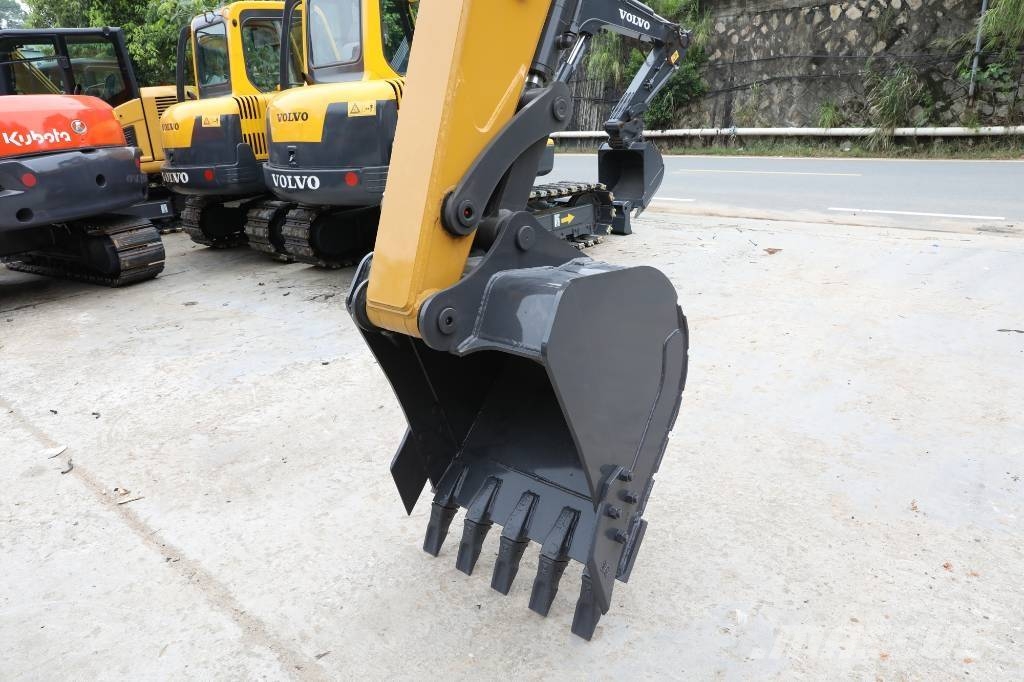 XCMG XE 75 GA Bagri goseničarji