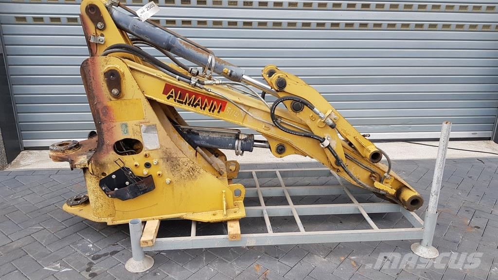 CAT 906 - Lifting framework/Schaufelarm/Giek Стрели и рамена
