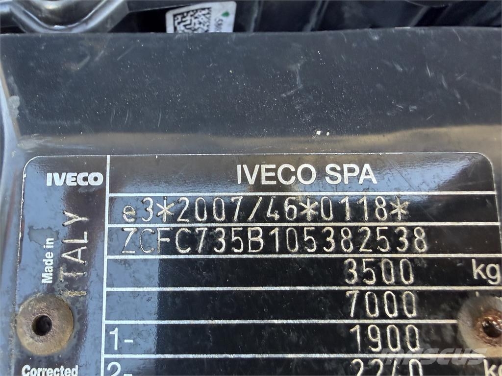 Iveco 35S16 dvojstranka E6 3 seats manual VIN 538 Plataformas