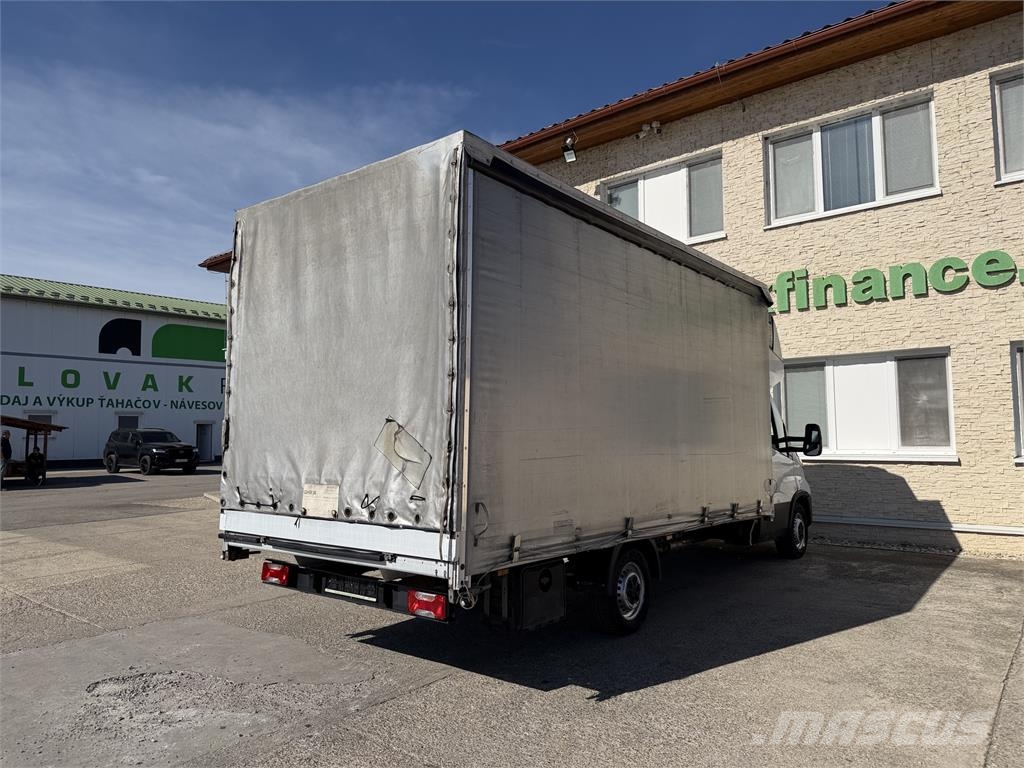 Iveco 35S16 dvojstranka E6 3 seats manual VIN 538 Plataformas