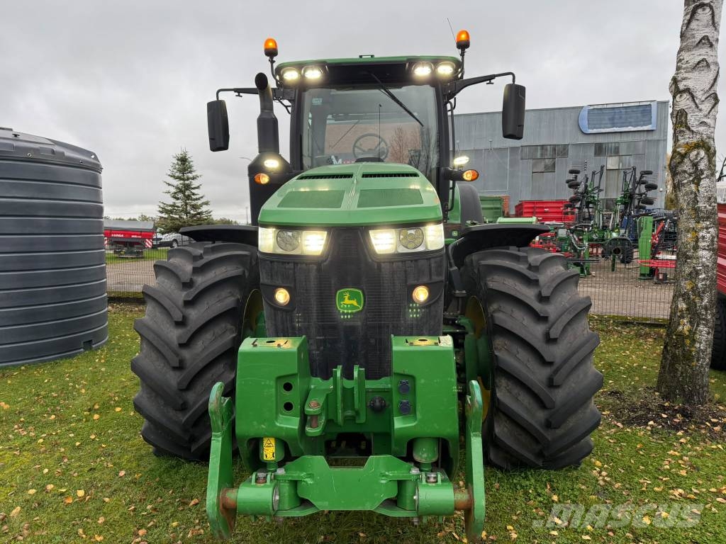 John Deere 8320 R Ciągniki rolnicze