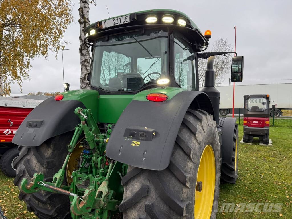 John Deere 8320 R Ciągniki rolnicze