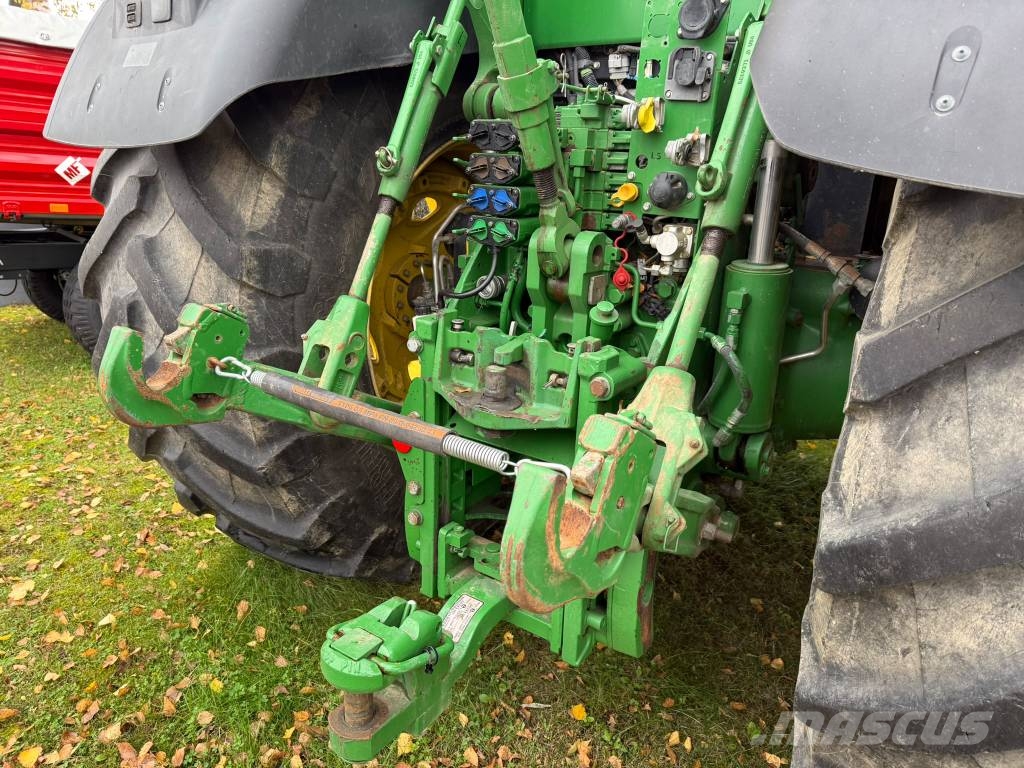 John Deere 8320 R Ciągniki rolnicze