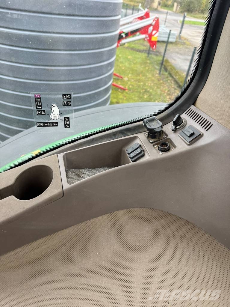 John Deere 8320 R Ciągniki rolnicze