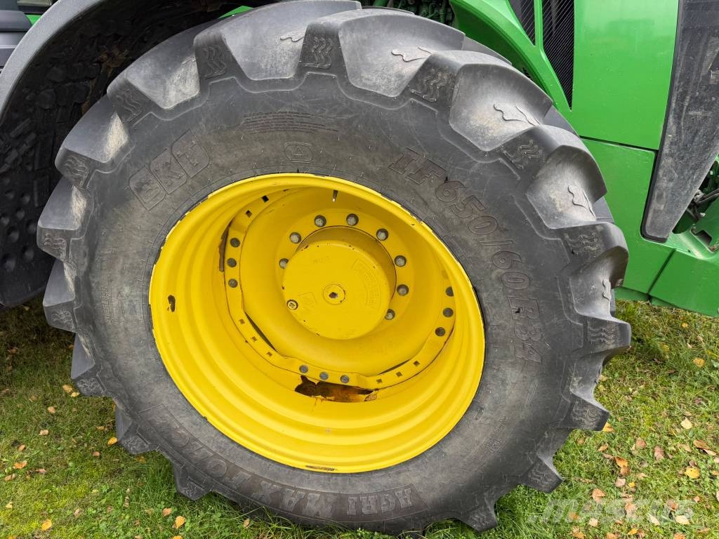 John Deere 8320 R Ciągniki rolnicze
