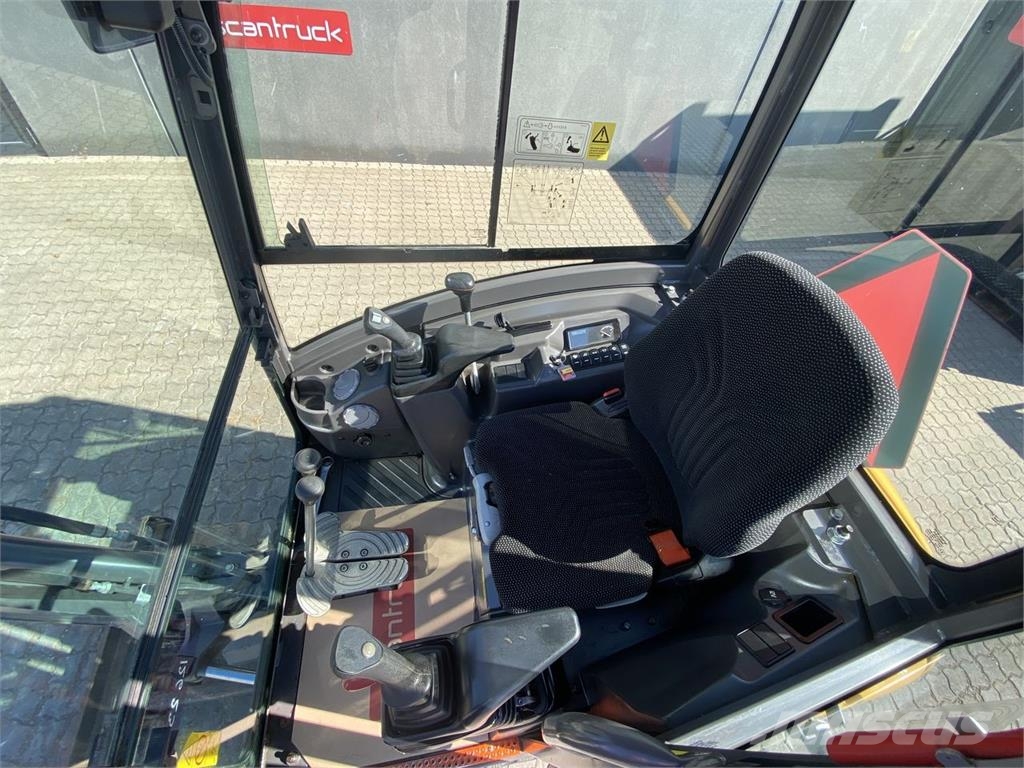 Volvo EC18D حفارات بعجل