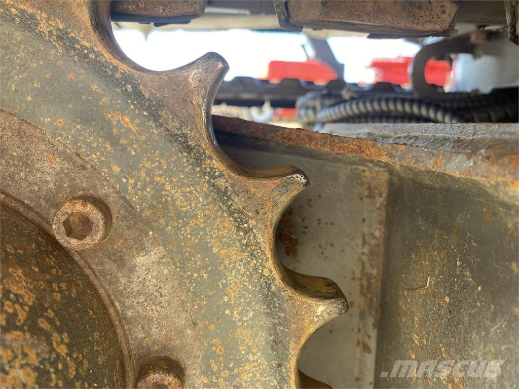 Volvo EC18D حفارات بعجل