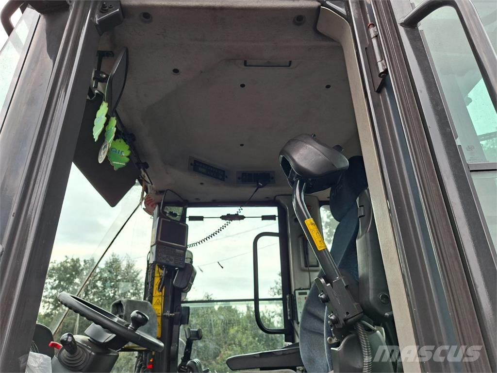 Hitachi ZW 310-6 4X4 Otras furgonetas