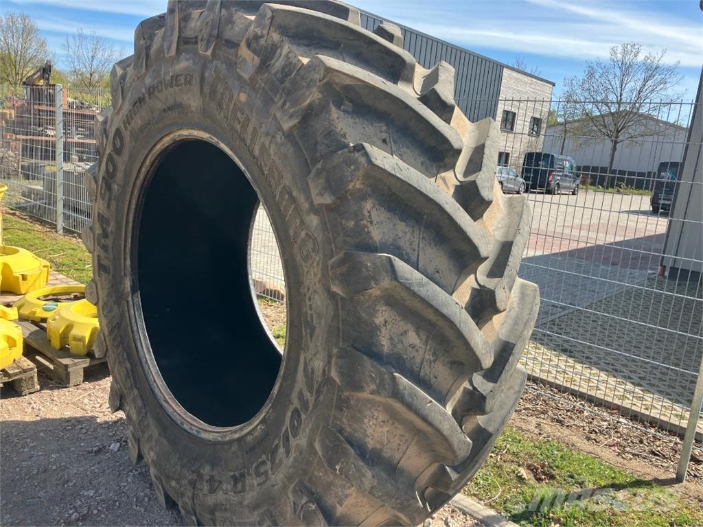 Trelleborg 710/75R42 Ελαστικά και ζάντες