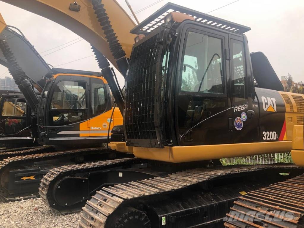 CAT 320 D L Kāpurķēžu ekskavatori