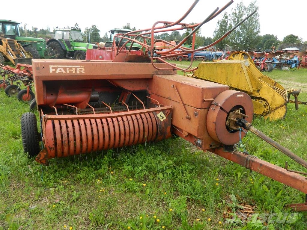 Deutz-Fahr HD300 Heinapressid