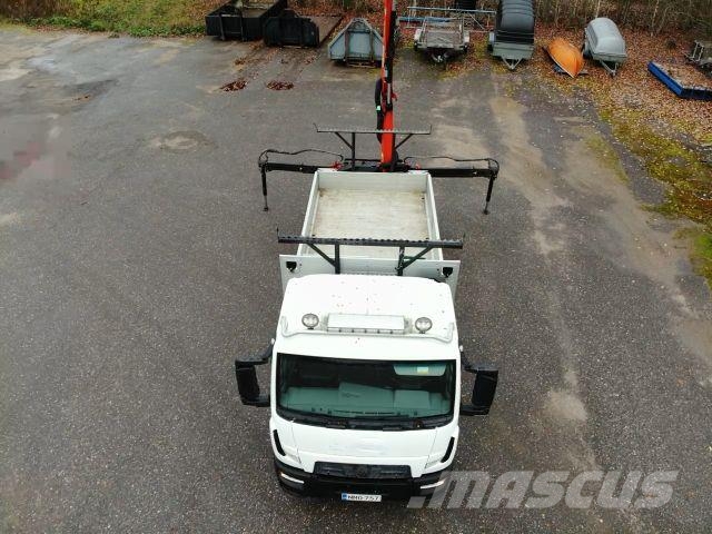 Renault D 7.5 Crane trucks