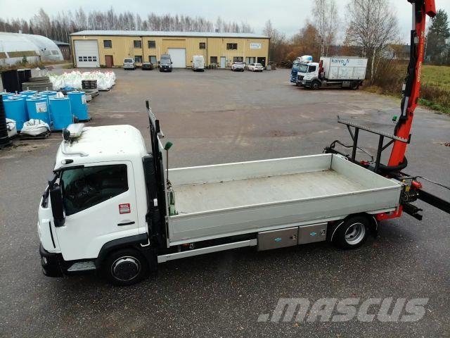 Renault D 7.5 Crane trucks