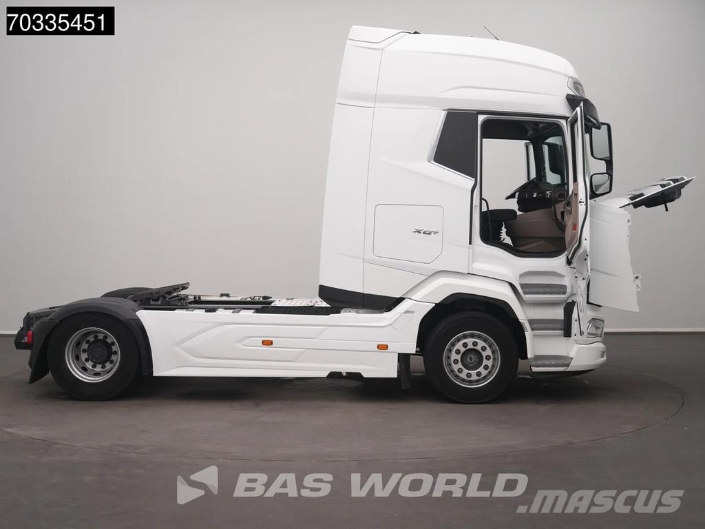 DAF XG+ 530 4X2 Retarder 2x Tanks Standklima ACC Tractor Units