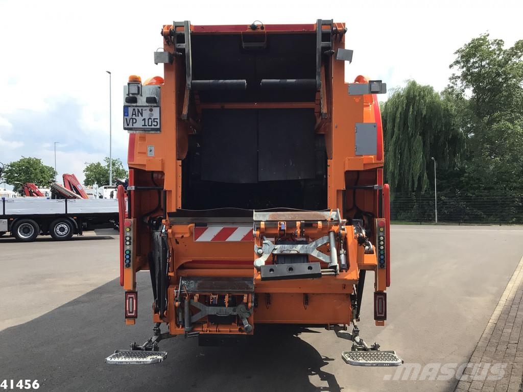 MAN TGS 28.320 Geesink 22m³ 垃圾车