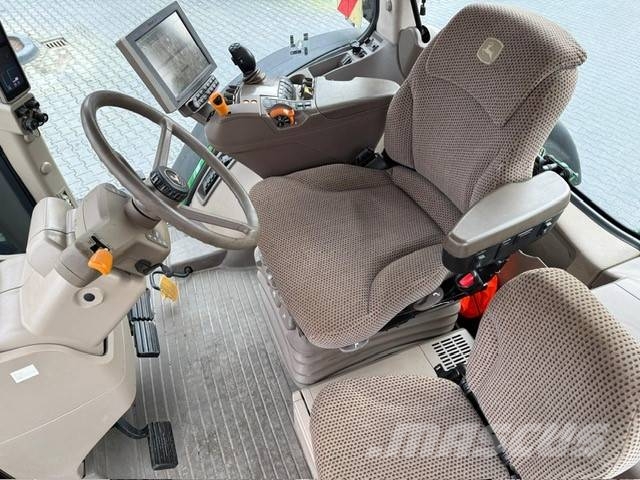 John Deere 8.345R Ultimate edition Traktorit